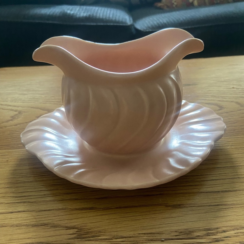 Vintage Franciscan Ceramic Coral Gravy Dish